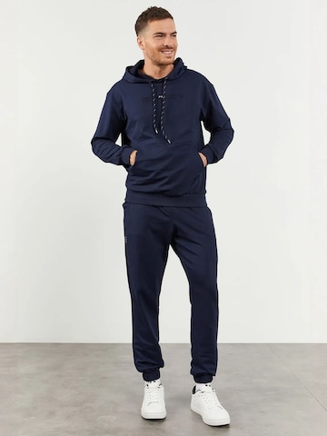 Tommy Life Sweatsuit in Blue