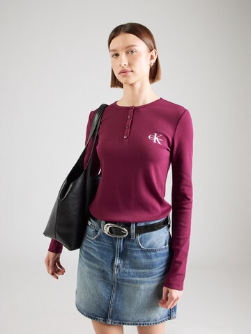 Calvin Klein JeansMajica - ljubičasta boja: prednji dio
