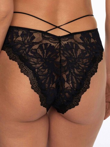 Panty 'Slip Notty, nahtlos, florale Spitze, mit Baumwollzwickel' di ESOTIQ in nero