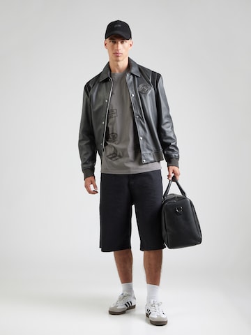 ARMANI EXCHANGE - Camiseta en gris