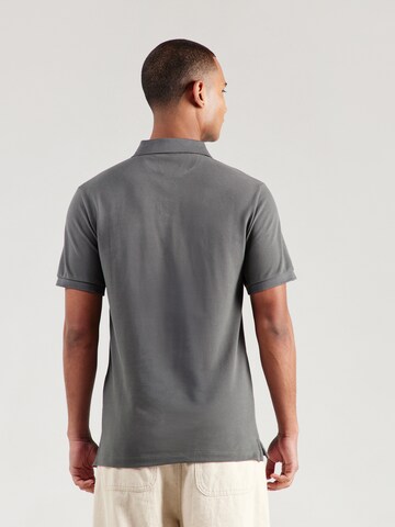 Hackett London Paita 'NEW CLASSIC' värissä harmaa: takapuoli