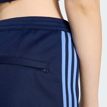 ADIDAS ORIGINALS - Slimfit Pantalón en azul