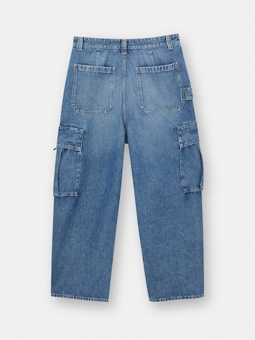 Loosefit Jeans cargo di Pull&Bear in blu