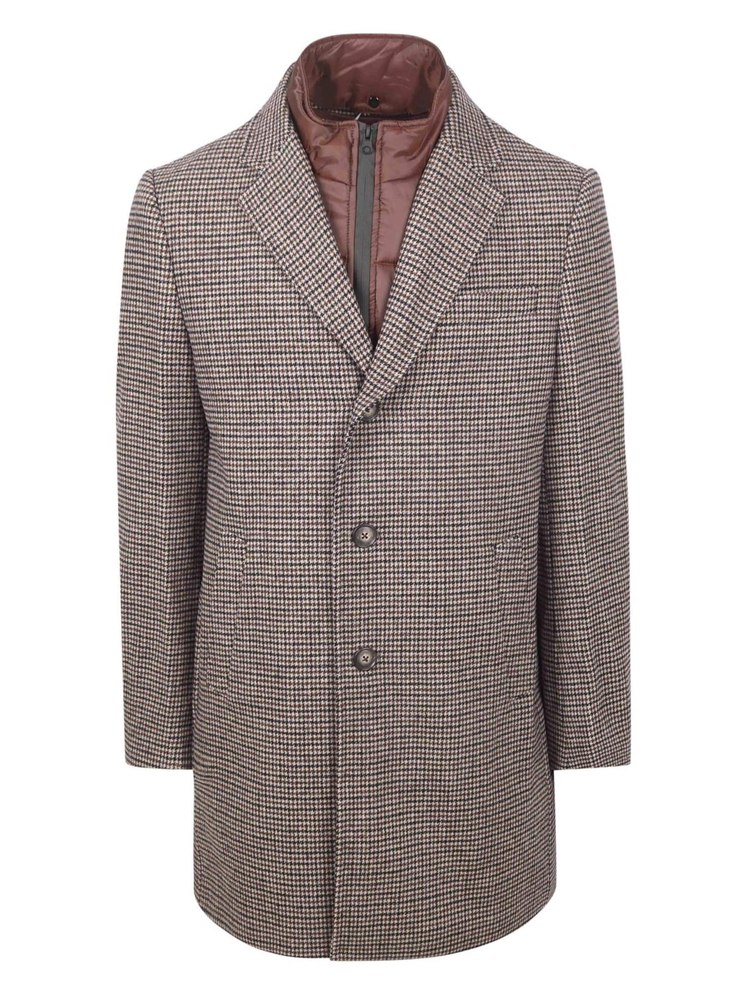 Suitable Winter coat in Brown: front