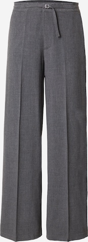 pilka ONLY Laisvas Klostuotos kelnės 'ONLMAVIS': priekis