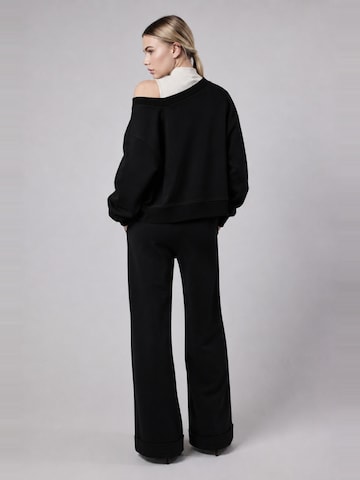 OWN Off With NatureLoosefit Hlače 'Pantalone Palazzo con Risvolto in Interlock Black' - crna boja