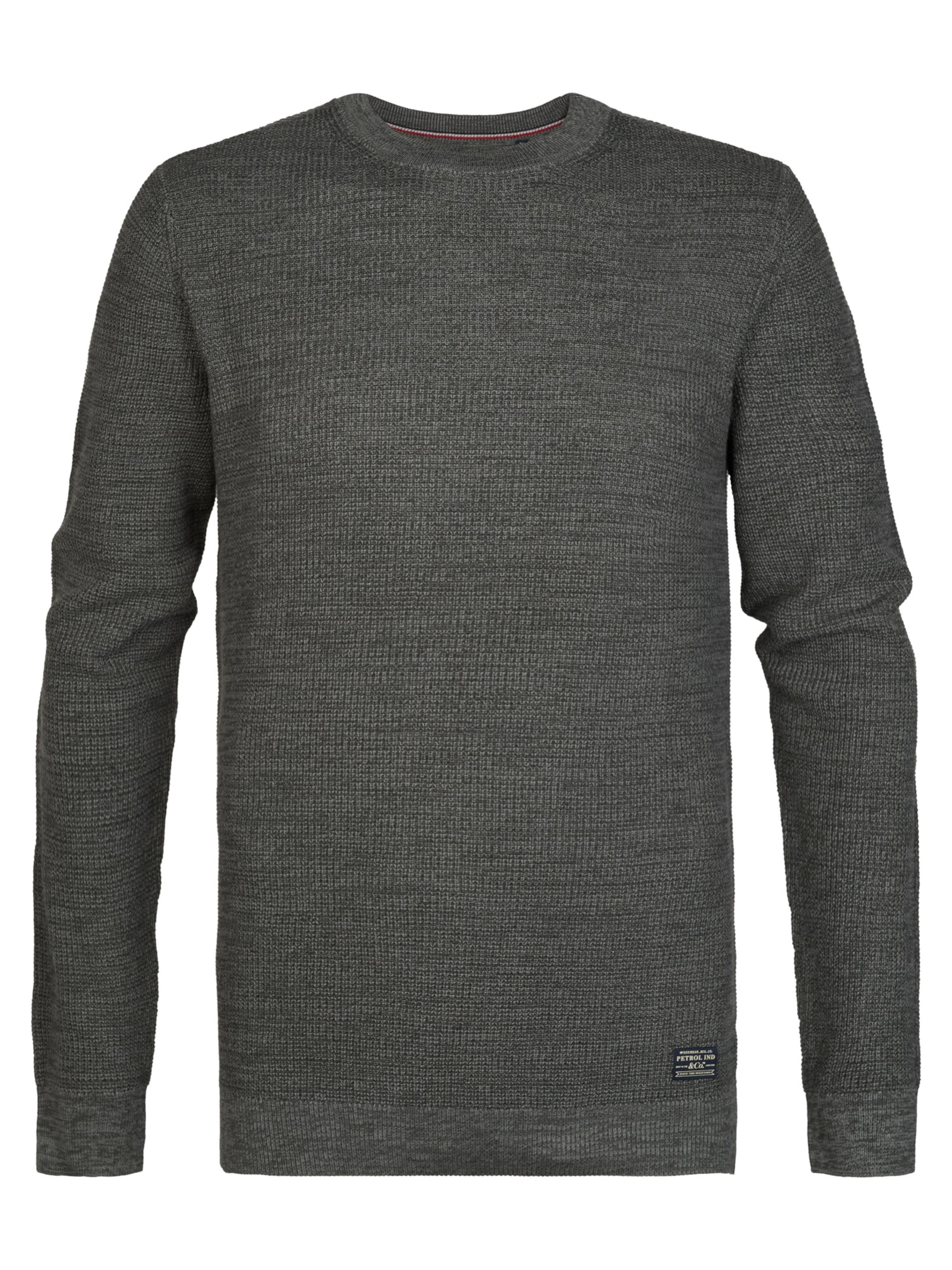 Petrol Industries Sweater 'Strukturstrick' in Green: front