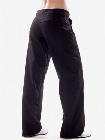 Winshape Loosefit Sportbroek 'WTE9' in Zwart