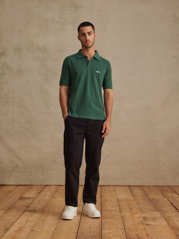 Maglietta di DAN FOX APPAREL in verde
