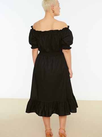 Trendyol Curve - Vestido en negro