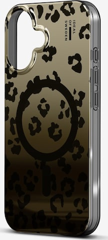 iDeal of Sweden Smartphonehoesje 'MagSafe iPhone 16' in Goud: voorkant