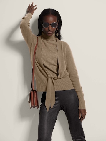 MADELEINE Strickjacke in Braun