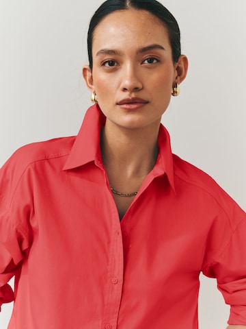 Next Blouse in Red