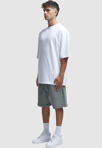 2Y Studios Loose fit Pants in Grey