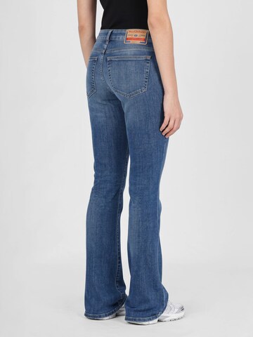 DIESEL - Bootcut Vaquero '1969 D-EBBEY' en azul