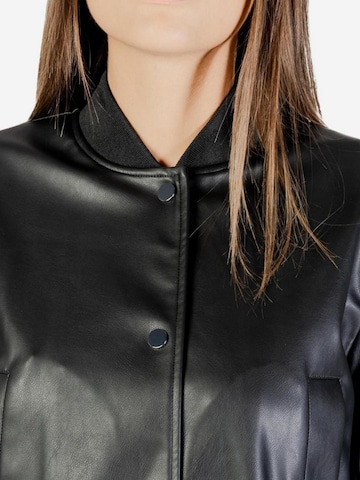 Giacca invernale 'BLOUSON JACKET XW001432 AF16618' di ARMANI EXCHANGE in nero