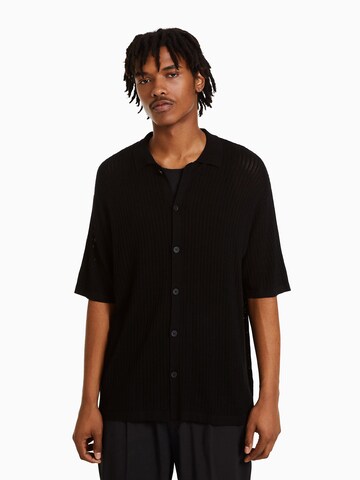 Bershka Regular fit Shirt in Black: front