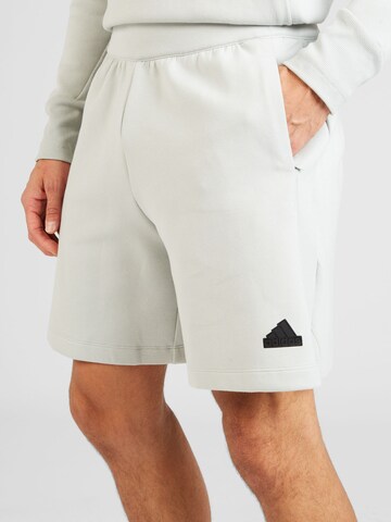 ADIDAS SPORTSWEAR Loosefit Sportshorts 'Z.N.E. Premium' in Grau