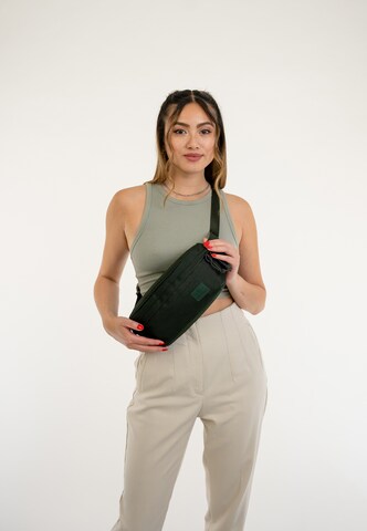 Johnny Urban Belt bag 'Tom' in Green: front