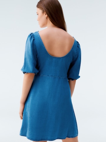 Robe Next en bleu