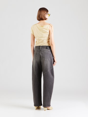 MAC Barrel Jeans 'DAKOTA' in Grey