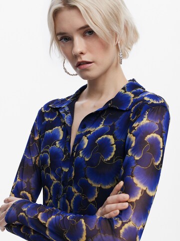 Desigual - Vestidos camiseiros em azul