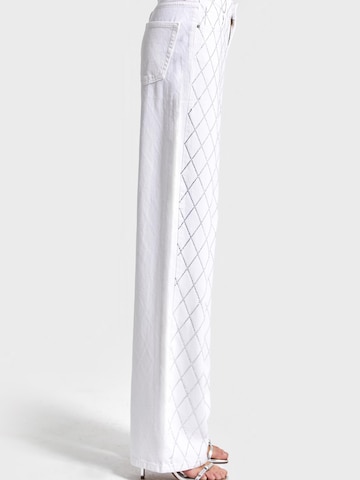 Regular Jean 'Rhinestone Straight High Rise Jeans' IT'S BASIC en blanc