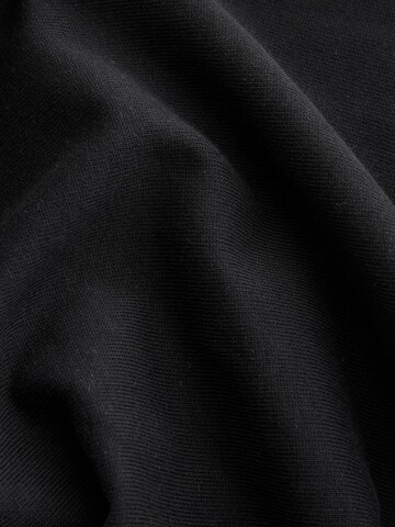 T-Shirt Next en noir