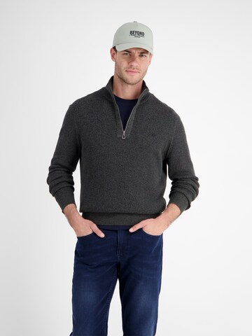 LERROS Sportpet in Grijs: voorkant