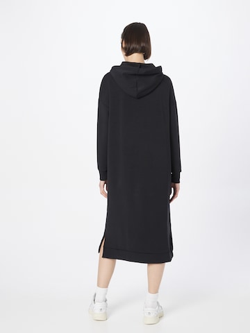 Robe de sport 'Pasarna' Athlecia en noir