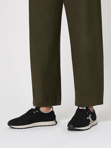Chaussure à lacets 'PLUME 5.' Candice Cooper en noir : devant