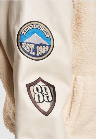 Karl Kani Übergangsjacke in Beige