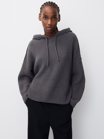 Pull-over Pull&Bear en gris : devant