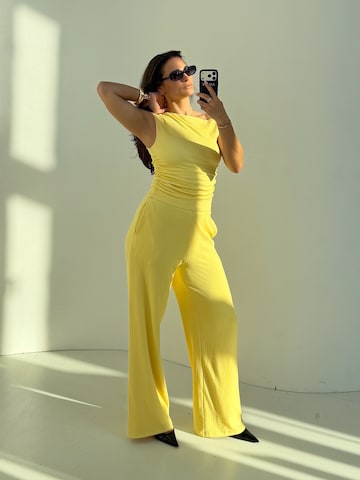 AMALY regular Παντελόνι σε κίτρινο