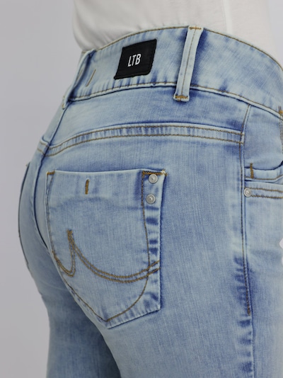 Jeans 'Molly M' LTB di colore blu denim, Visualizzazione prodotti