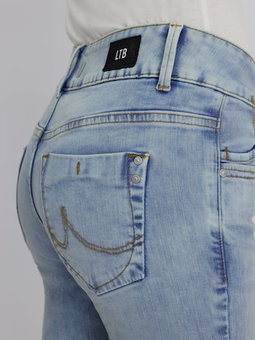 LTB Slimfit Jeans 'Molly M' in Blauw