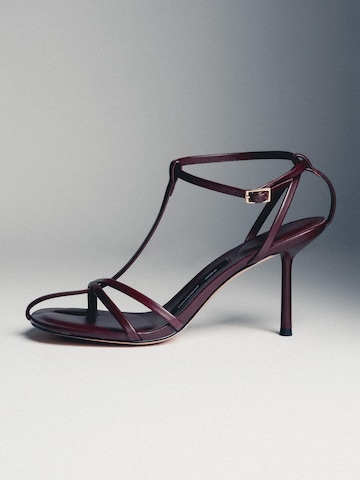 Estro Sandal i röd