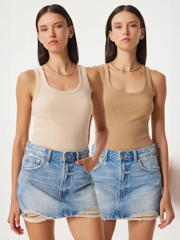 Happiness İstanbul Top in Brown: front