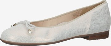 ARA Ballet Flats in White: front