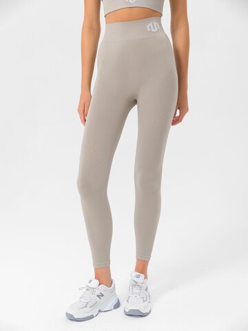 MOROTAI Skinny Sporthose 'NAIKAN SEAMLESS' in Beige