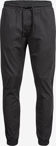 Alessandro Salvarini Tapered Pants in Grey: front