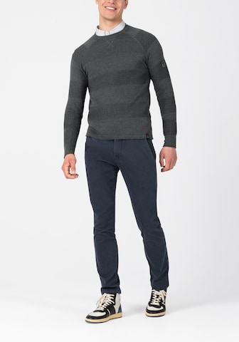 TIMEZONE Sweater in Grey