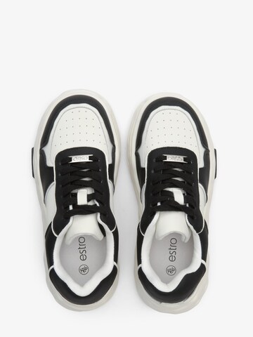 Estro Låg sneaker '3002' i svart