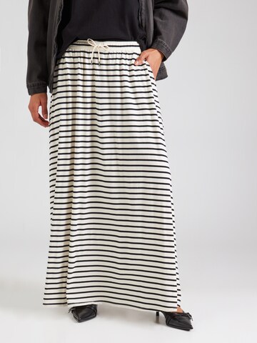 10Days - Falda en negro: frente