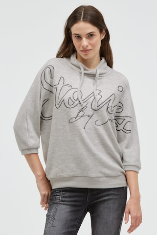 Soccx Pullover aus Flauschstrick mit Glitter-Print in Grau: Vorderseite