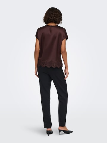 ONLY - Blusa 'ONLBELLA' en marrón