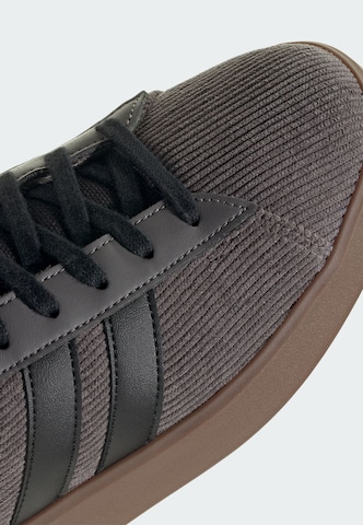 ADIDAS SPORTSWEAR - Sapatilhas baixas 'Grand Court 3.0' em cinzento