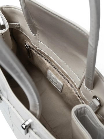 L37 HANDMADE SHOES Ročna torbica 'FRONT ROW TICKET' | bela barva