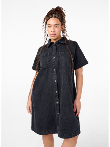 Robe-chemise 'EVINA' Zizzi en gris : devant