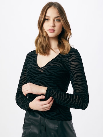 Tricou 'REBECCA' de la Rut & Circle pe negru: față